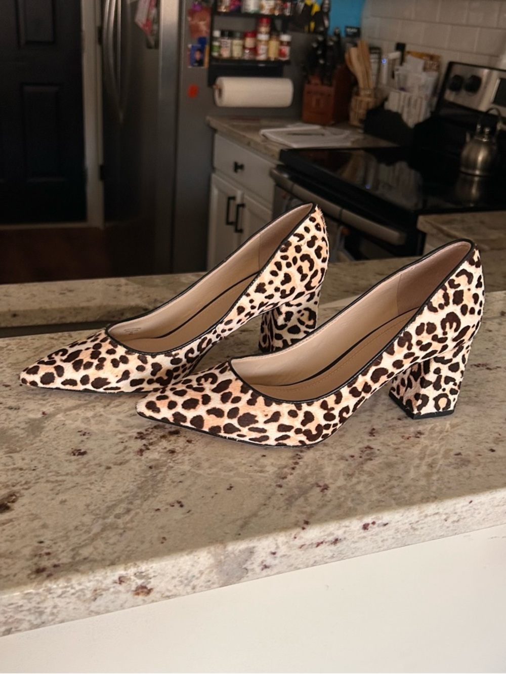 FREE GIFT /MARC FISHER LTD VIVIENE HEELS
